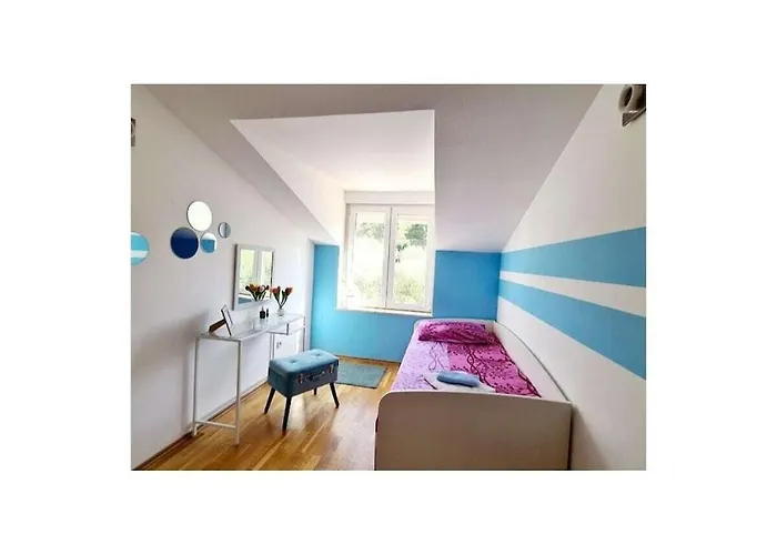 In Pula With Swimming Pool Villa